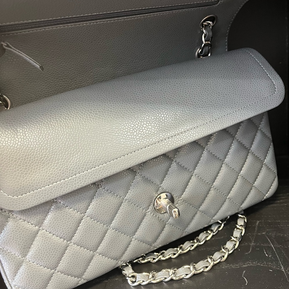Elegant Gray Quilted Flap Bag